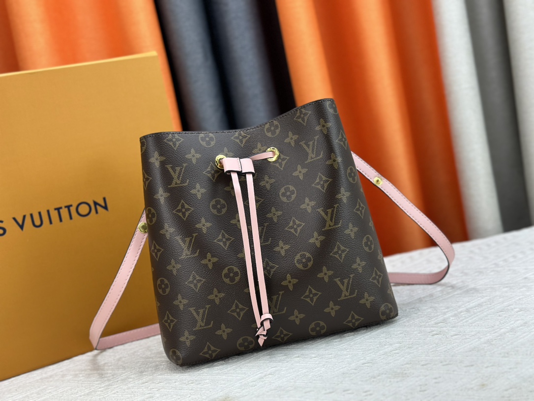LV bag 345